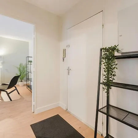 Apartment Fully-equipped Near The Center Of Lille