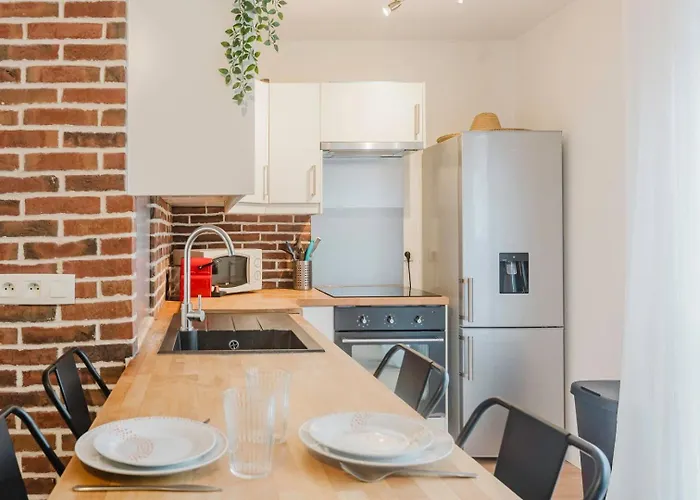 Fully-equipped Near The Center Of Лилль